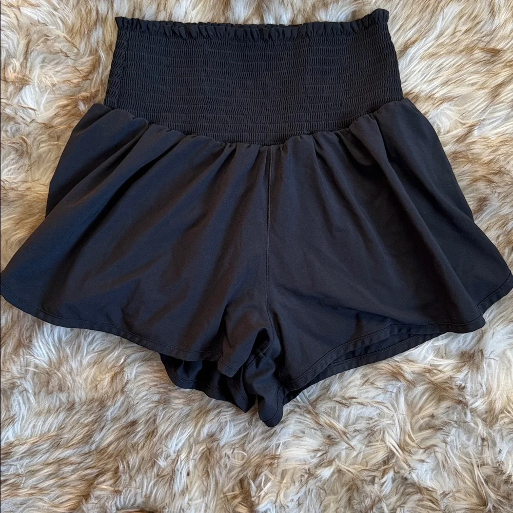 Aerie Black High-Waisted Shorts - Picture 2 of 4